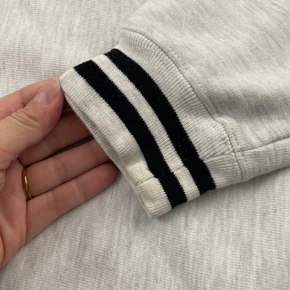 Vintage Champion - Harvard Cotton Crewneck - Picture 6 of 9